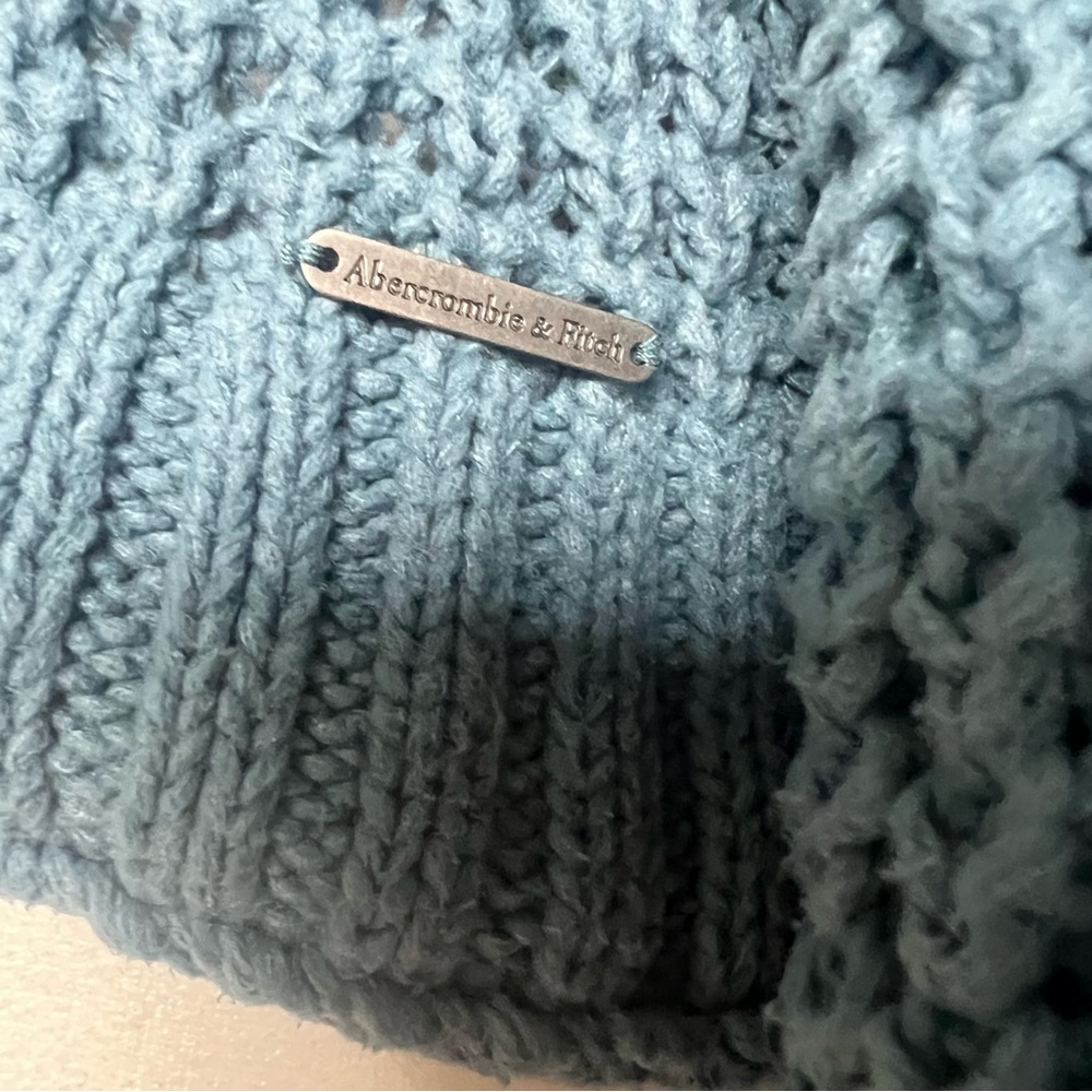 Abercrombie & Fitch blue chunky knit off the shoulder sweater - Picture 5 of 6